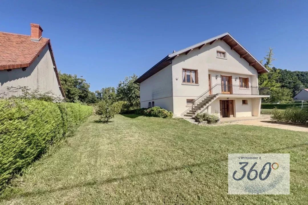 Maison à vendre à Louhans, 81,5 m², 3 pièces – photo 1 sur 10