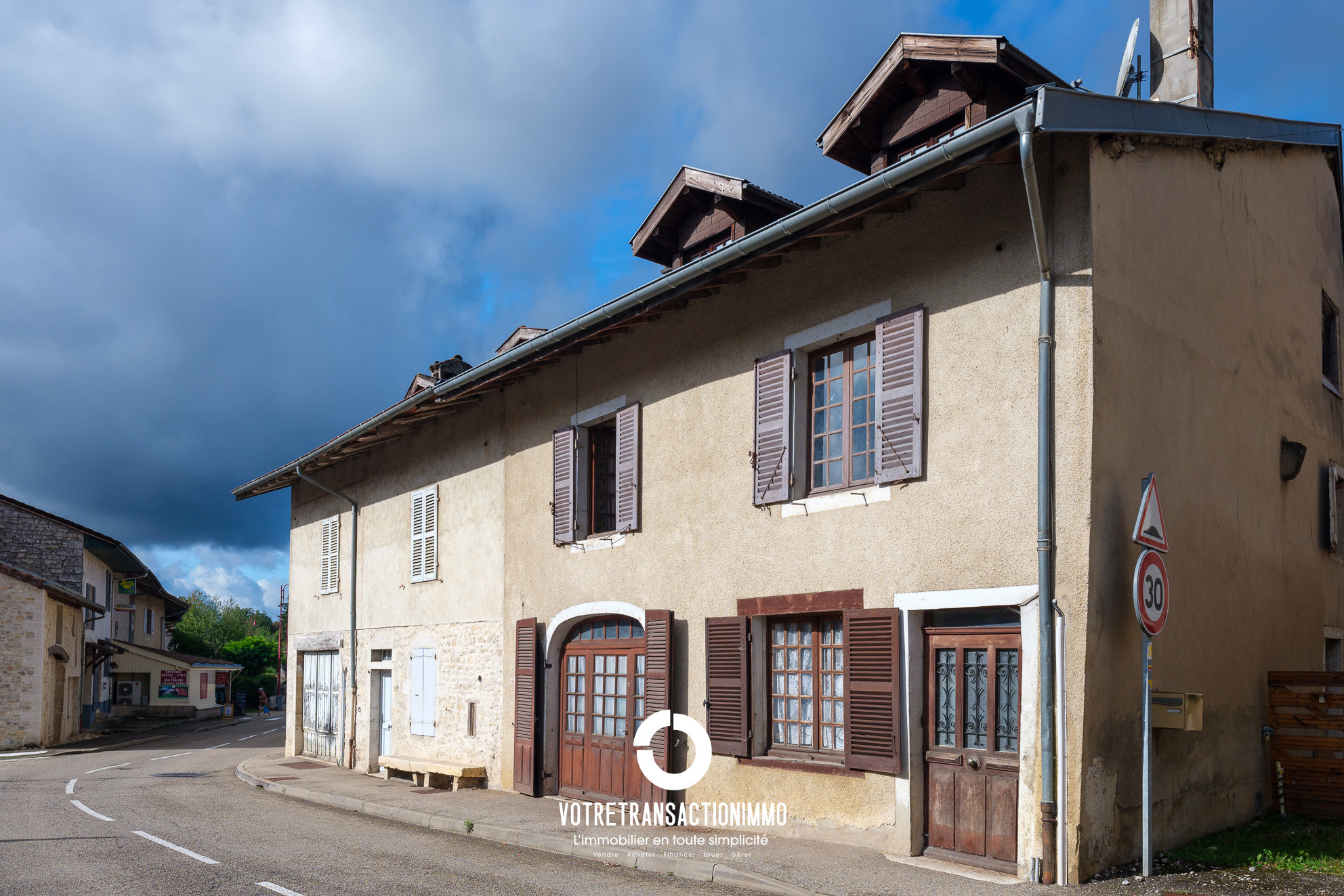Maison à vendre à Simandre sur suran, 161,8 m², 6 pièces – photo 1 sur 11